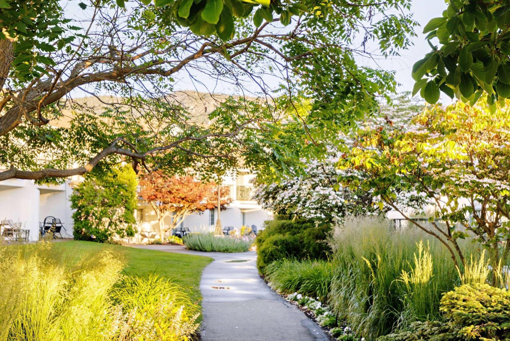 Balcomo, A Ramada By Wyndham Penticton Dış mekan fotoğraf